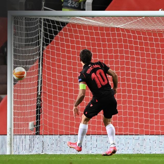 登录入口-西甲欧联综述：黑马创造历史 黄潜双杀晋级